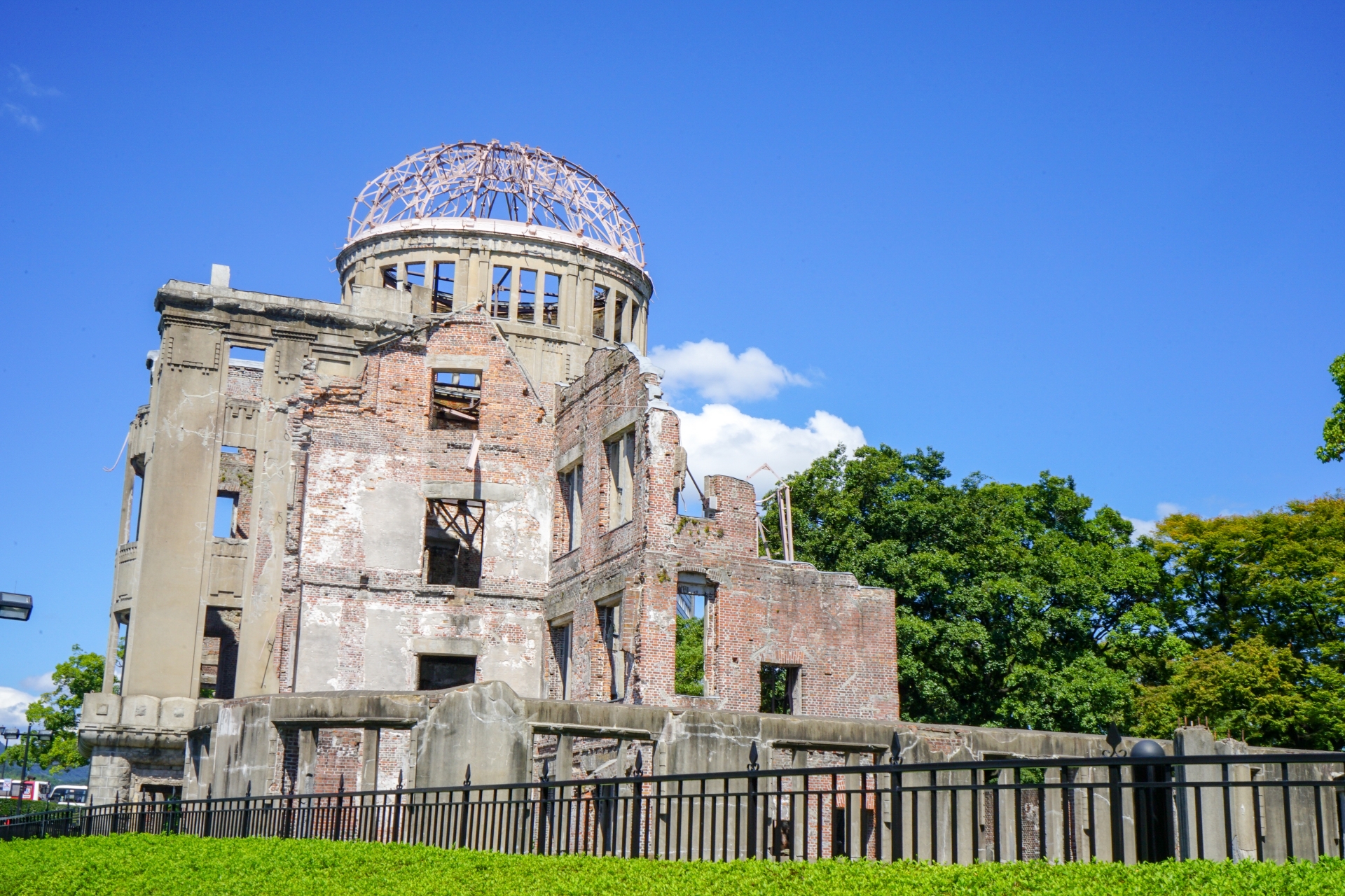 平和記念公園・原爆ドーム